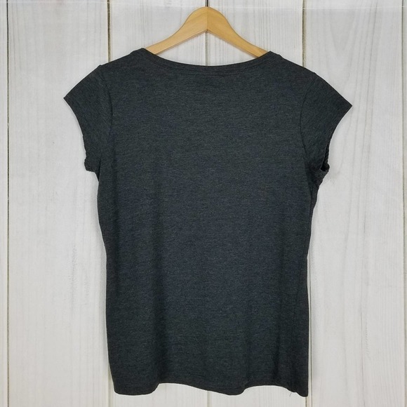 NBA Cleveland Cavaliers Gray V Neck Tee Shirt - Picture 2 of 5